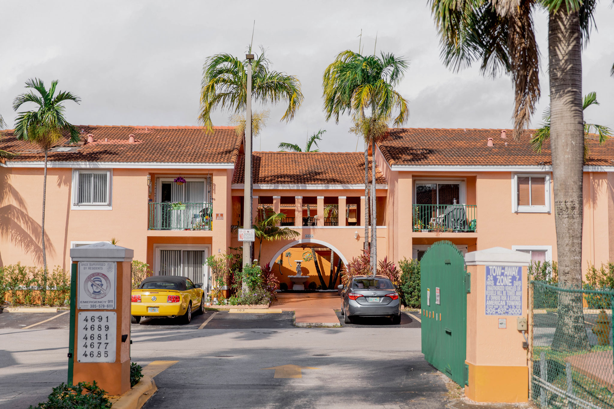 Vista Lago Community