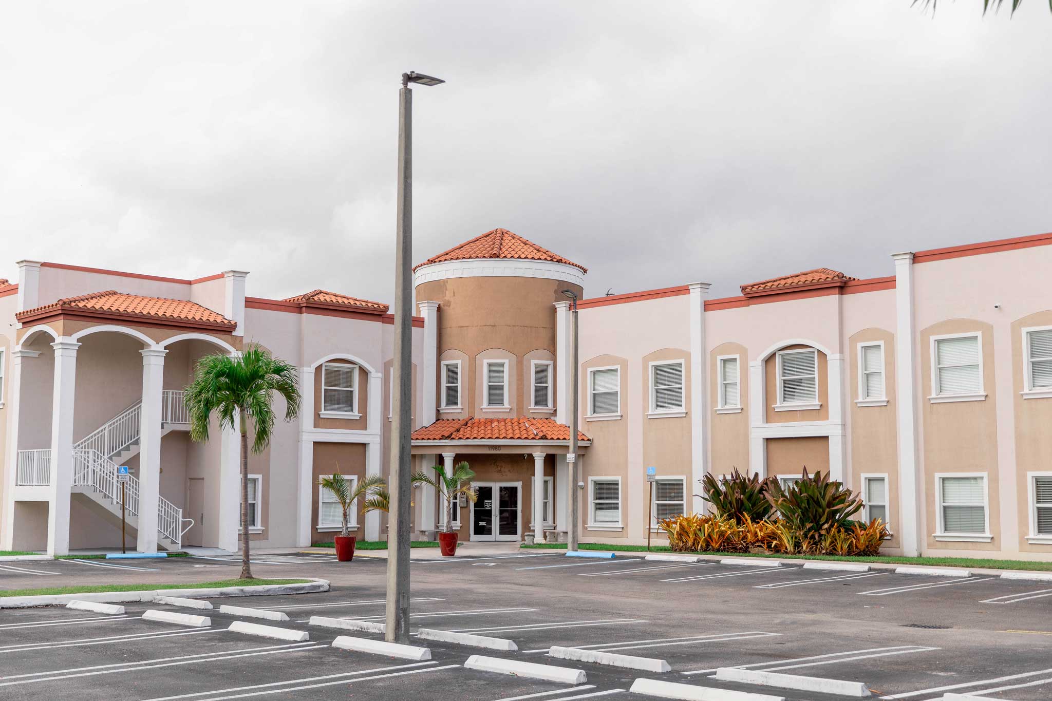 Tamiami Airport Office Building